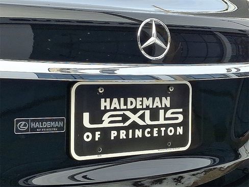 Used 2018 Mercedes-Benz E 300 E 300 image 21