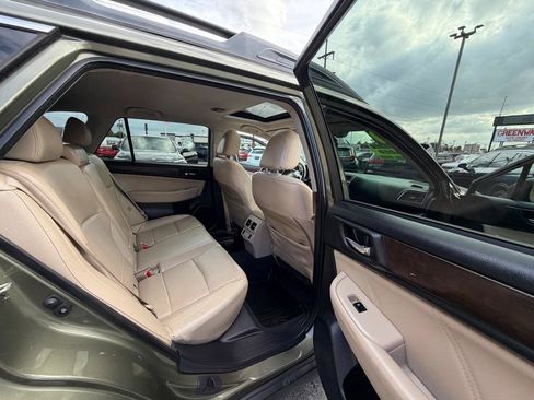 Used 2019 Subaru Outback 2.5i Limited AWD/4WD image 17
