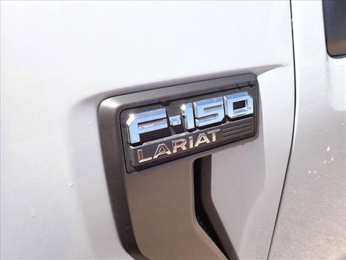 Used 2022 Ford F150 Lariat AWD/4WD image 8