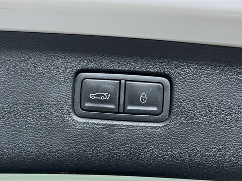 Used 2025 Genesis GV80 2.5T Standard AWD/4WD image 29
