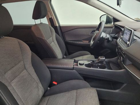 Used 2021 Nissan Rogue S AWD/4WD image 21