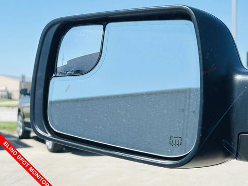 Used 2022 RAM 1500 Laramie AWD/4WD image 10