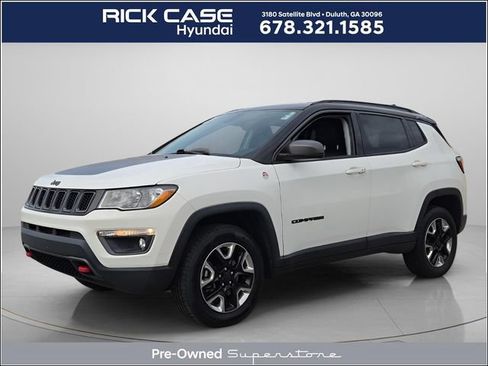 Used 2018 Jeep Compass Trailhawk w/ Leather Interior Group AWD/4WD image 1