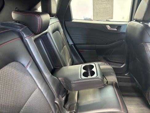Used 2023 Ford Escape ST-Line w/ Tech Pack #1 AWD/4WD image 29
