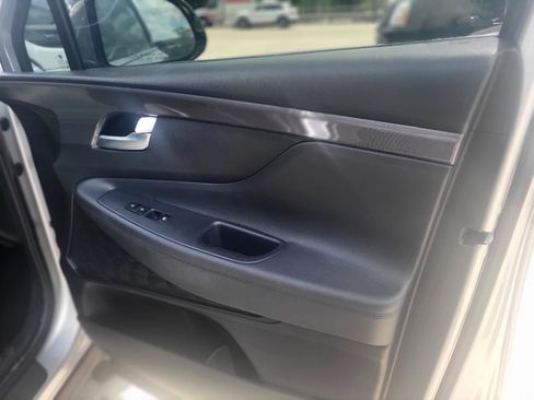 Used 2021 Hyundai Santa Fe SEL FWD image 41