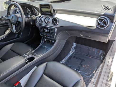 Used 2015 Mercedes-Benz GLA 250 image 19