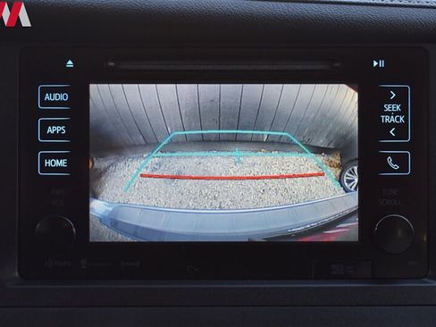 Used 2017 Toyota Sienna XLE Premium w/ Protection Package AWD/4WD image 18