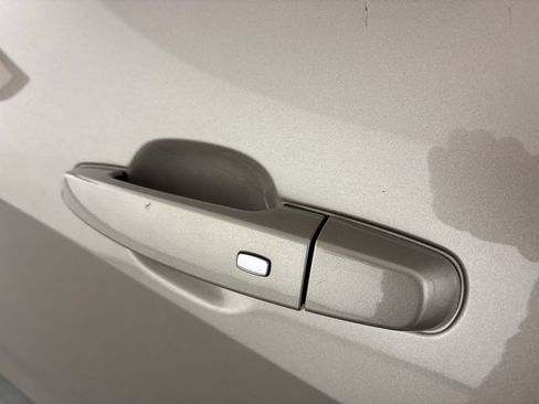 Used 2023 Chevrolet Malibu LT FWD image 15