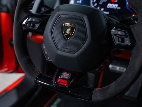Used 2021 Lamborghini Huracan EVO AWD/4WD image 46