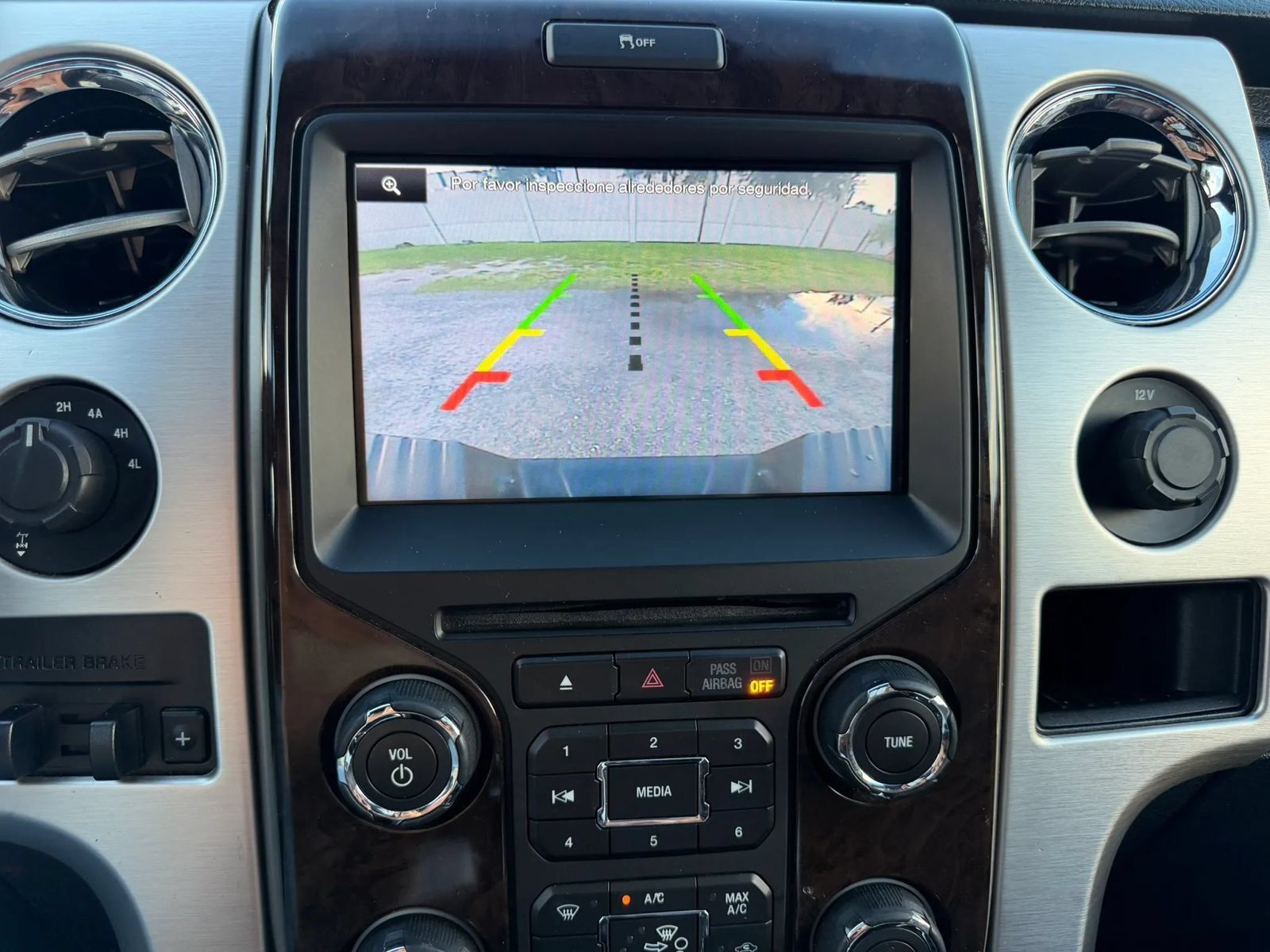 Used 2014 Ford F150 Platinum AWD/4WD image 15