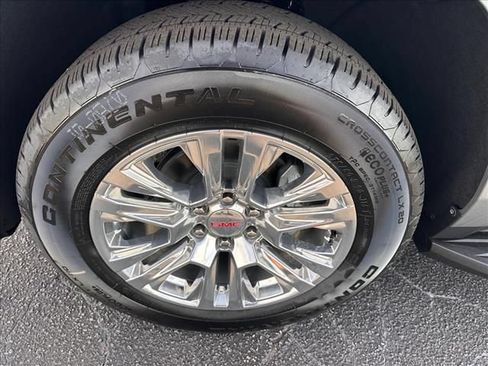 New 2026 GMC Yukon Denali AWD/4WD image 18