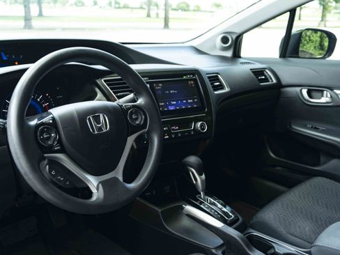 Used 2015 Honda Civic EX image 16