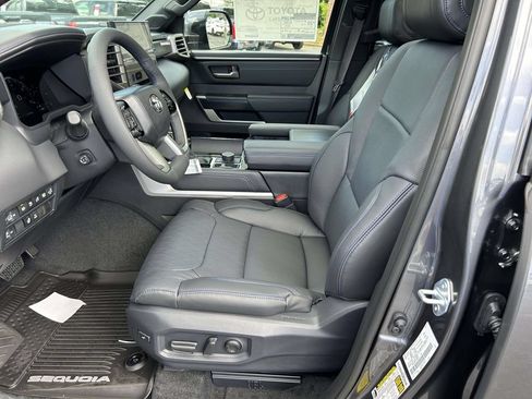 New 2026 Toyota Sequoia Platinum AWD/4WD image 16