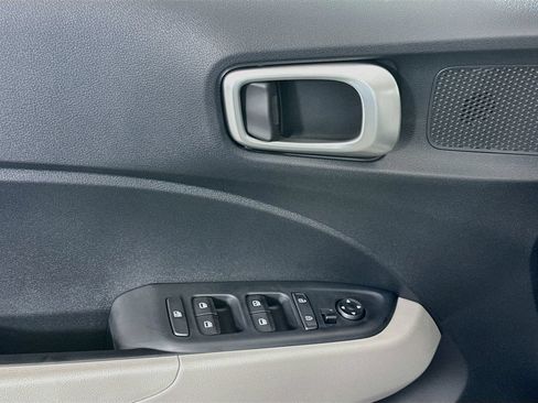 New 2026 Hyundai Venue SEL FWD image 18