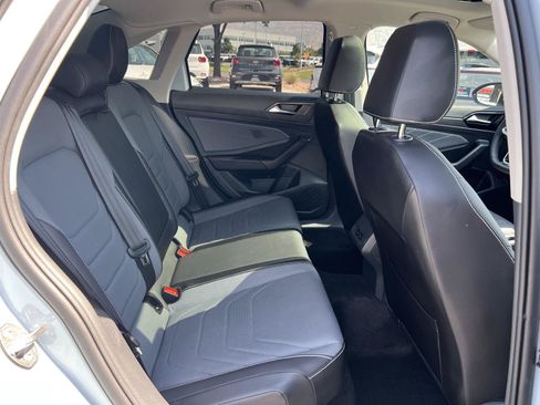 Used 2026 Volkswagen Jetta SEL FWD image 25