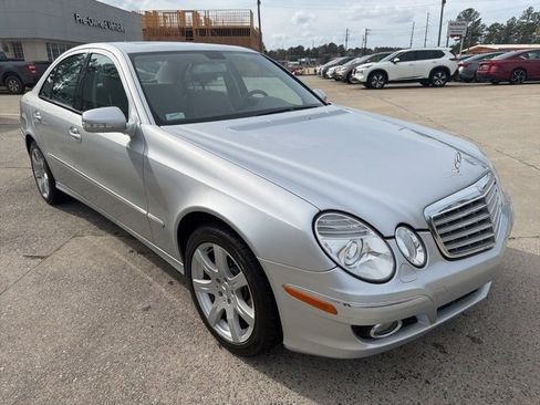 Used 2007 Mercedes-Benz E 350 Sedan image 4