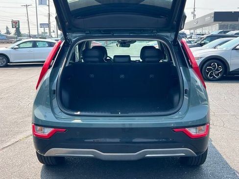 Certified 2023 Kia Niro Wind w/ Wind Preserve Package FWD image 8