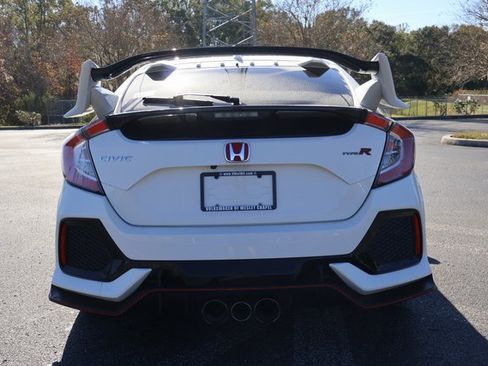 Used 2019 Honda Civic Type R image 6