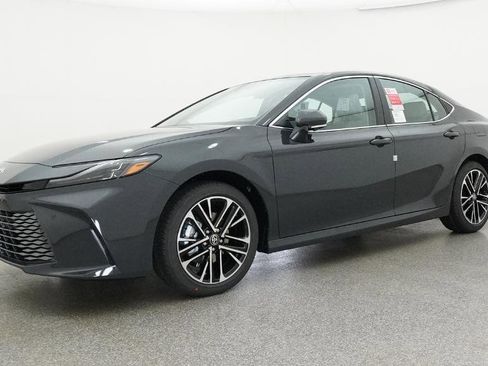 New 2026 Toyota Camry XLE AWD/4WD image 8