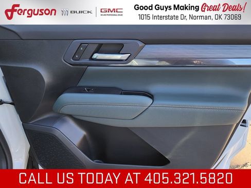 New 2026 GMC Terrain AT4 w/ Convenience Package III AWD/4WD image 38