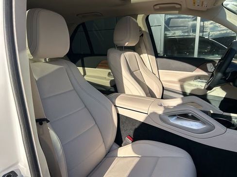 Used 2025 Mercedes-Benz GLE 350 4MATIC image 21