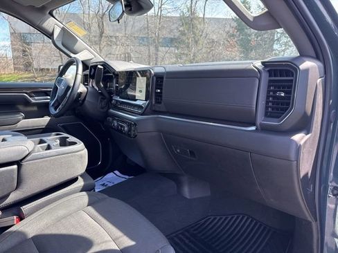 Used 2025 Chevrolet Silverado 1500 LT image 27