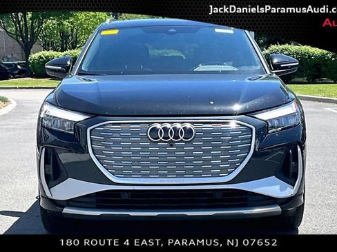 Used 2023 Audi Q4 e-tron Premium w/ Convenience Package AWD/4WD image 3