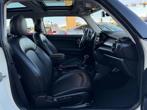 Used 2015 MINI Cooper 2-Door Hardtop FWD image 10