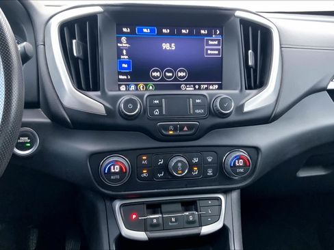 Used 2023 GMC Terrain SLE w/ Driver Convenience Package FWD image 34
