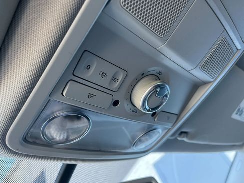 Used 2013 Volkswagen Passat 2.5 SE FWD image 24