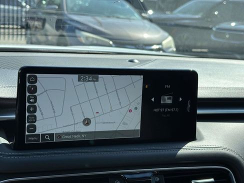 Used 2023 Genesis G70 2.0T image 35