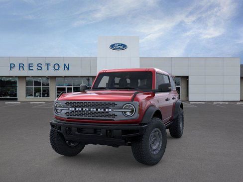 New 2025 Ford Bronco Badlands image 2