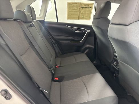 Used 2019 Toyota RAV4 XLE w/ Convenience Package image 27