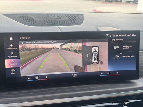 Used 2023 BMW X7 M60i w/ Executive Package image 29