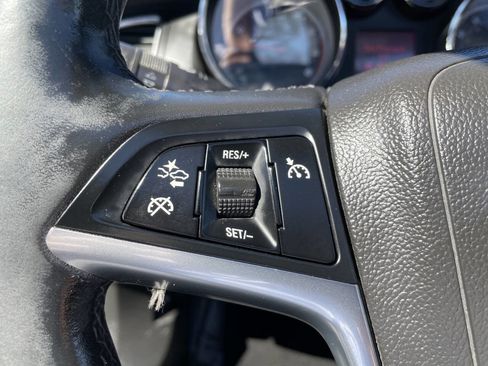 Used 2019 Buick Cascada Premium image 18