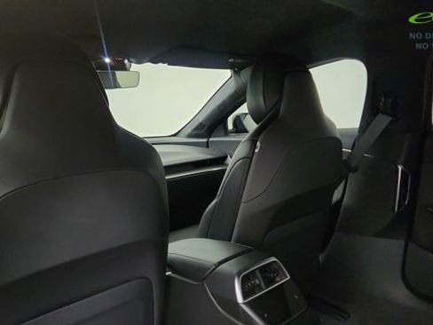 Used 2024 Lucid Air Touring AWD/4WD image 32