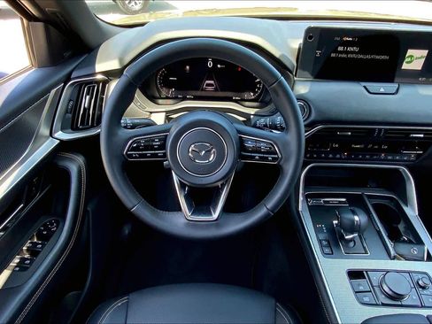 Certified 2026 MAZDA CX-70 3.3 Turbo S w/ Premium Package AWD/4WD image 6