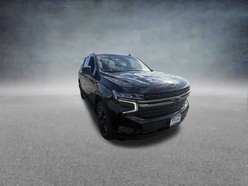 Used 2021 Chevrolet Tahoe RST w/ Luxury Package AWD/4WD image 15