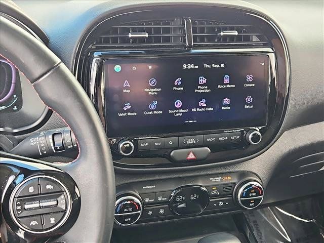 Used 2024 Kia Soul GT-Line w/ Option Group 020 FWD image 15