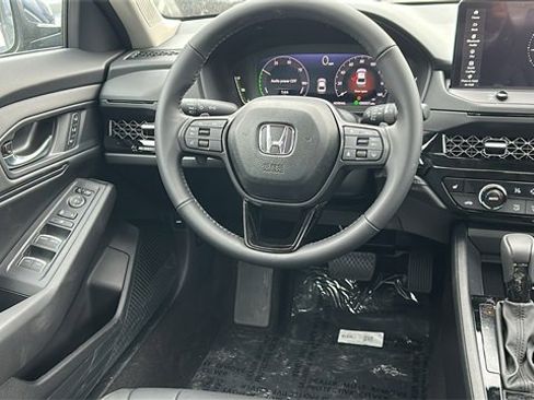 New 2025 Honda Accord EX-L image 24