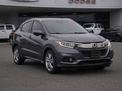 Used 2019 Honda HR-V EX image 2