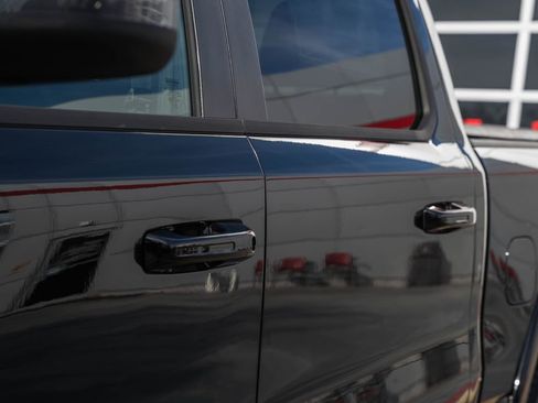 New 2026 RAM 1500 4x4 Crew Cab image 19