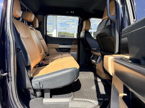 Used 2023 Ford F450 Lariat AWD/4WD image 37