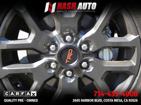 Used 2024 Toyota Tundra Limited AWD/4WD image 28