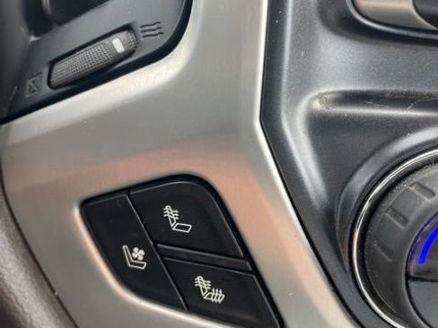 Used 2018 GMC Sierra 1500 SLT w/ SLT Premium Package AWD/4WD image 5