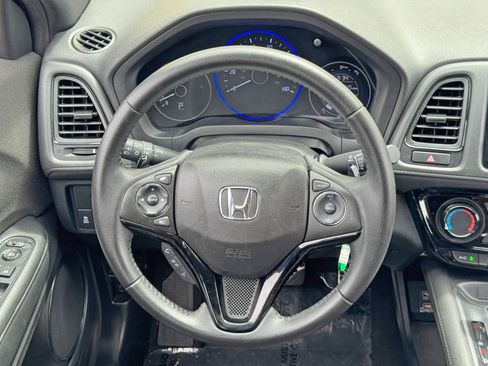 Used 2019 Honda HR-V Sport image 18
