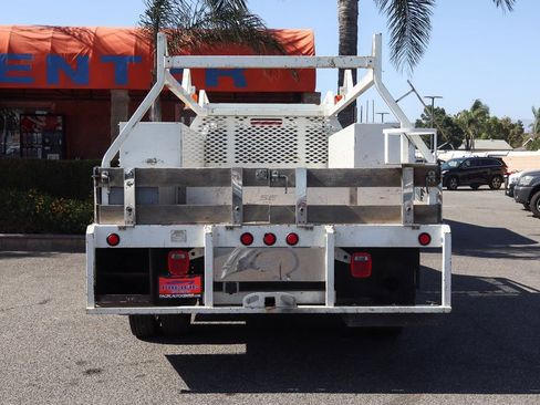 Used 2018 RAM 4500 Tradesman w/ Power & Remote Entry Group image 7