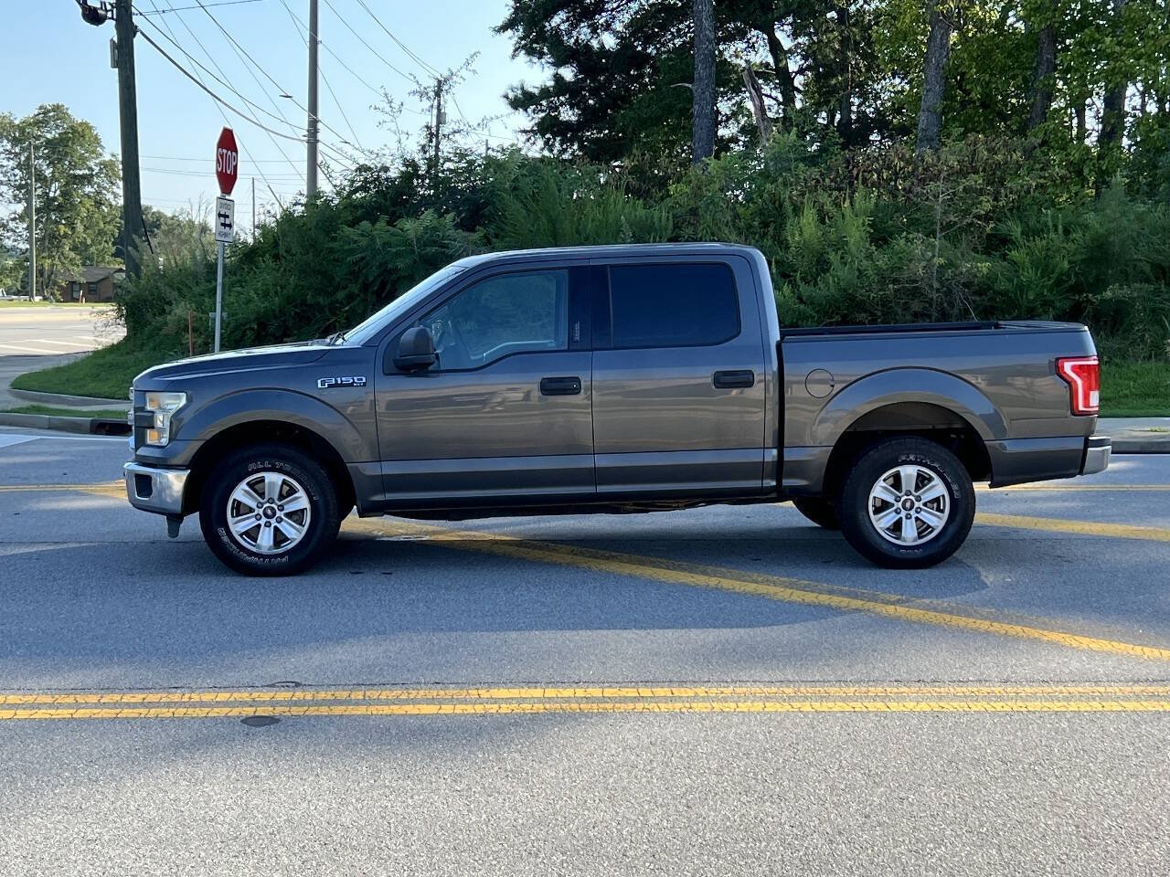Used 2016 Ford F150 XLT RWD image 3