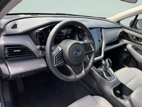 Used 2025 Subaru Legacy Premium AWD/4WD image 17