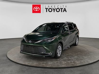 Used 2023 Toyota Sienna Platinum